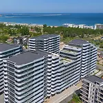 Appart hôtel A65 - Alezzi Odyssey Pool & 3*